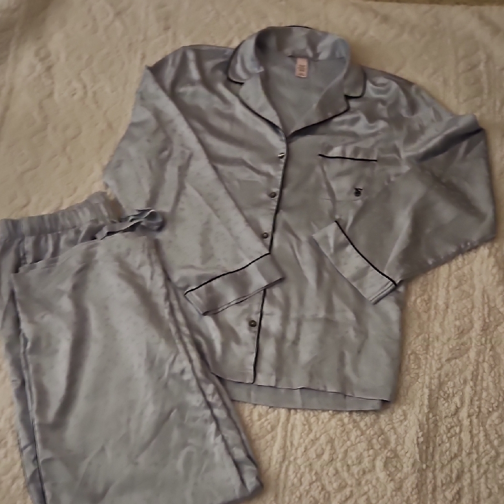 Victoria's Secret Blue Pajama Set Soft and Relaxed